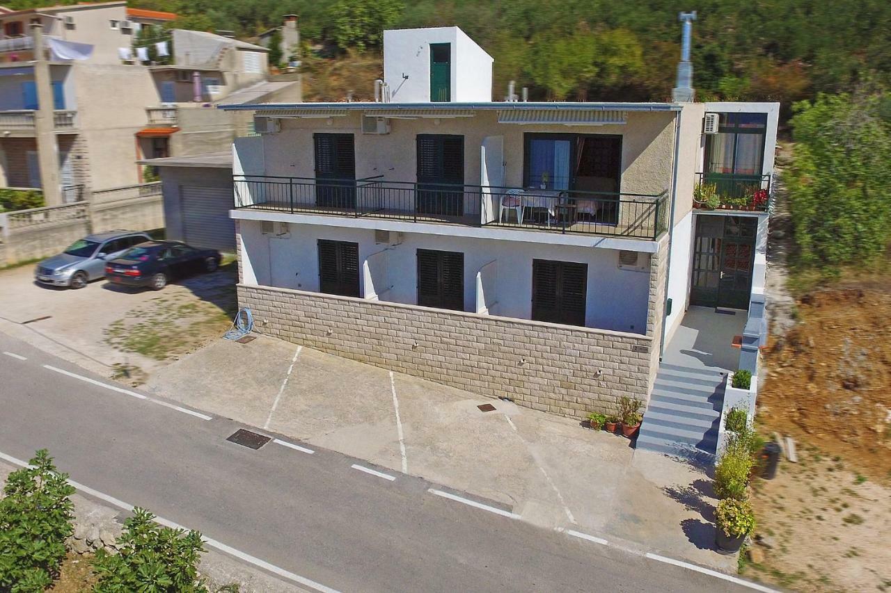 Apartmani Jurica I Ankica Brela Exterior foto